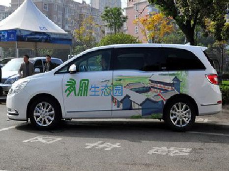 鄂州户外车贴喷绘如何保持效果?